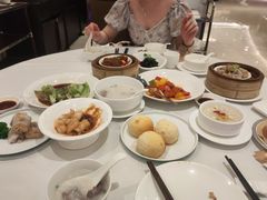 -皇朝尊会(龙之梦大酒店)