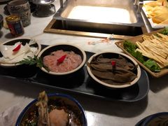 -尚尚仙·酸汤猪手·猪肚鸡火锅(华联万柳购物中心店)