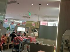 大堂-西贝莜面村(上海百联西郊店)
