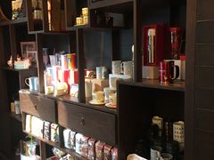 -星巴克(南宁民歌湖店)