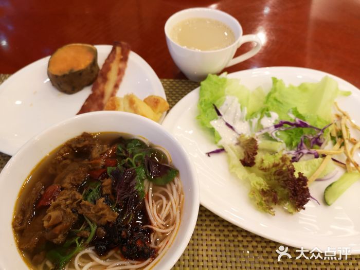 世纪金源大饭店·金源自助餐厅图片