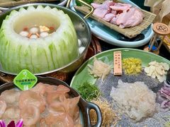 -得意咚瓜·顺德鱼生·冬瓜火锅(深圳首店)