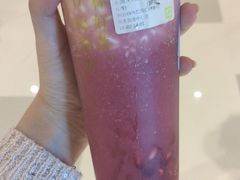 霸气酸奶红石榴-奈雪的茶(国金中心店)