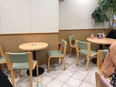 用餐区-德克士(砂之船奥特莱斯店)