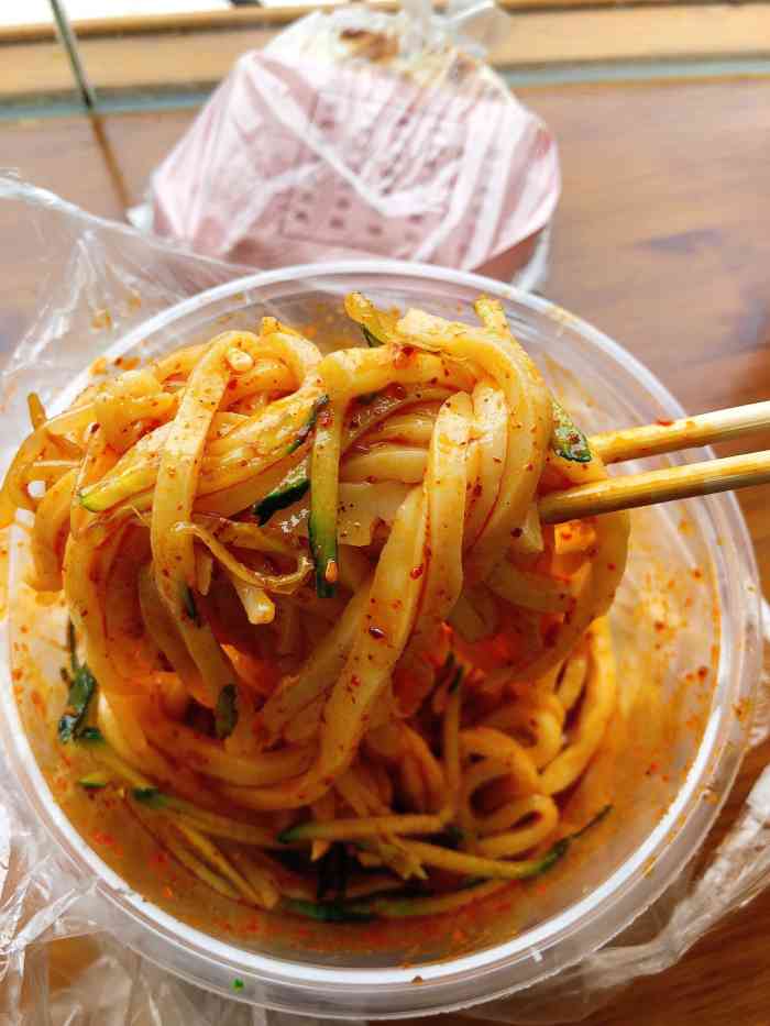 5号米皮麻辣烫(友谊路店)-"心心念念了好久终于吃到了,每次去了米皮都