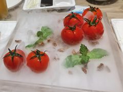 番茄脆菇沙拉-小大董·烤鸭(凤凰汇店)