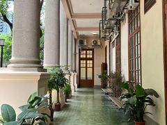 -香港大学