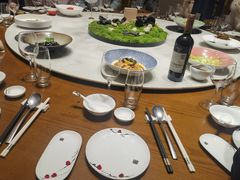 -泓历皇朝酒店(东亭店)