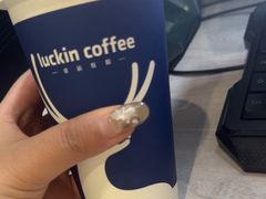-瑞幸咖啡(显贵商务楼店)