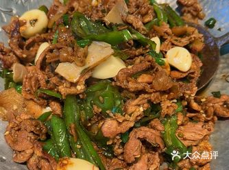 志铭家辣椒炒肉 红烧肉才是无敌好吃
