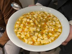 蟹粉豆腐-屋里厢上海菜馆