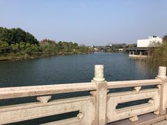 -上海怡沁园度假酒店