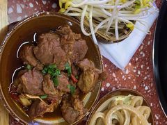 -赵美丽·重庆社区火锅·直营店(火车东站·中豪国际店)