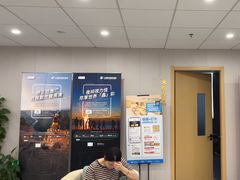 -上海和平眼科医院