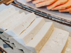 -毛辣果·贵州红酸汤牛肉火锅(西单店)