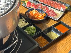 -山居屋炭火烧肉(厚街万达店)