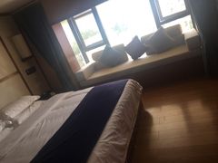 -大理洱海龙湾假日酒店