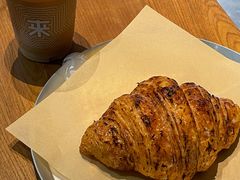 海盐焦糖牛角包-来回·咖啡(天河南店)
