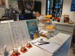 -Fridi Patisserie Cafe