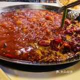 神仙美味;成都火锅更辣一些，麻和香味都给辣让步了