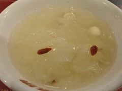 银耳莲子羹-双燕楼·手工馄饨·汤面小吃(世纪汇店)