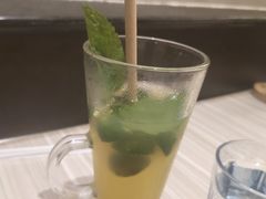 -必胜客(WOW中心城店)