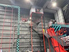 -极限PLAY运动娱乐新世界·团建派对潮玩休闲馆·室内蹦极高空游乐园