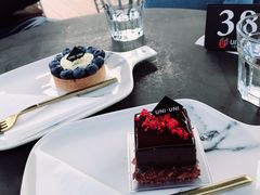 -UNI UNI(环亚凯瑟琳店)