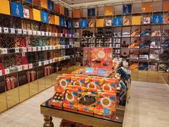 零售区-VENCHI 闻绮(北京国贸商城店)