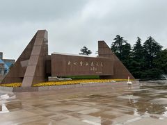 -上海市龙华烈士陵园