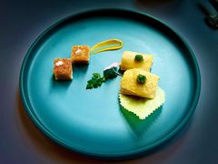 脆皮三层肉拼葵花鸡-丽轩中餐厅(广州丽思卡尔顿酒店)