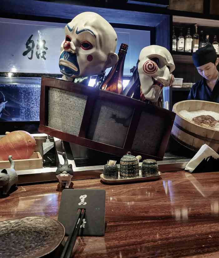 黑船酒场(太古里店)-"[薄荷]环境:市中心的有着日本市井烟火.