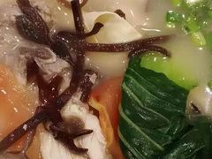 -蒙自源米线大王(信利城市广场店)