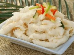 白鸡爪-黄鸡肉钵钵鸡