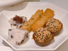 芝麻流沙球-上海小南国(世博源店)