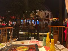 -二荆条·蜀鲜汇城市森林火锅