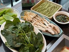 -皇城老妈·大连海鲜火锅(港湾店)