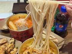 -鹤江桥·红油牛肉粉(SKP店)