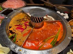 -晓宇重庆火锅(西安荟聚店)