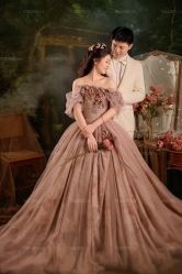 -雪中彩影婚纱摄影·微光艺术中心