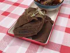 -洪霞餐馆·川菜·鲜货现炒(两江春城店)