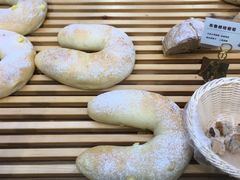 -焙丽拾光(麦凯乐直营店)