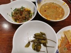 -楼外楼大刀肉传统火锅居(博学路店)