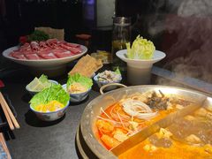 -九鼎轩脆毛肚火锅(南京东路店)