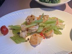 西芹香煎明虾球-璞徽·徽商家宴(长泰广场店)