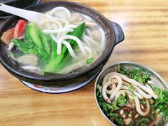 三鲜沾水粗米线-贵州沾水米线(学田湾店)