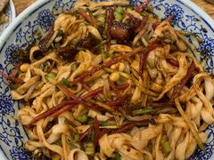 老北京炸酱面-门框胡同百年卤煮(新街口店)