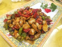 黑猪辣子肉丁-砂锅居(西四店)