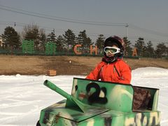 -华彬猛犸滑雪场