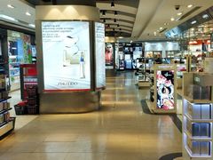 -日上免税店(三径路t3店)